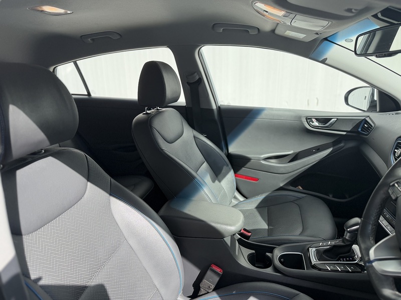 Hyundai IONIQ 1.6 h-GDi GPF Premium SE Hatchback 5dr Petrol Hybrid DCT Euro 6 (s/s) (141 ps) - U465