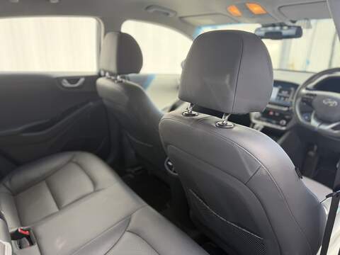 Hyundai IONIQ 1.6 h-GDi GPF Premium SE Hatchback 5dr Petrol Hybrid DCT Euro 6 (s/s) (141 ps) - U465