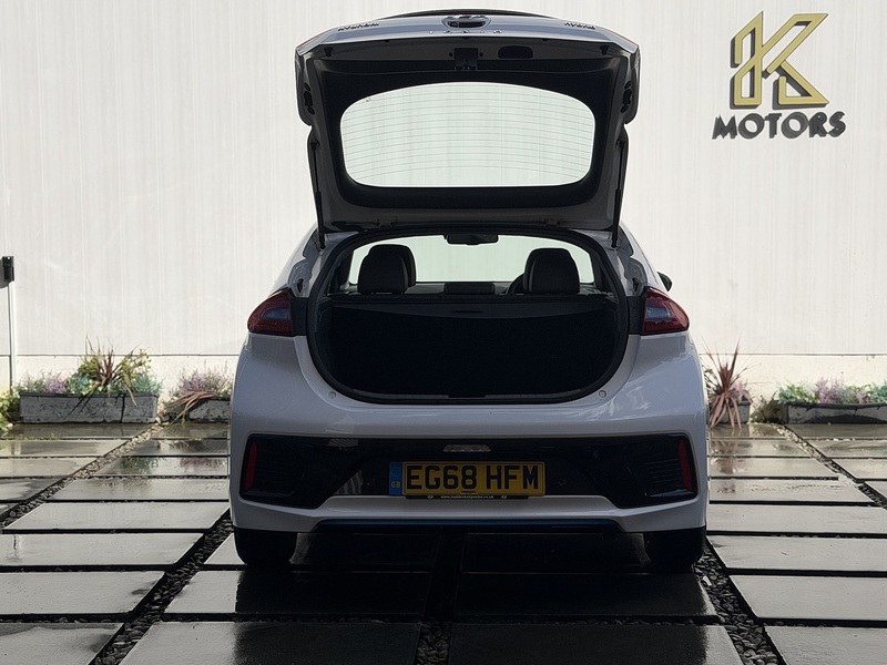 Hyundai IONIQ 1.6 h-GDi GPF Premium SE Hatchback 5dr Petrol Hybrid DCT Euro 6 (s/s) (141 ps) - U465