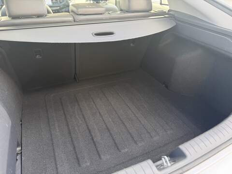 Hyundai IONIQ 1.6 h-GDi GPF Premium SE Hatchback 5dr Petrol Hybrid DCT Euro 6 (s/s) (141 ps) - U465