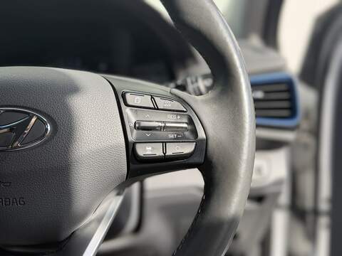 Hyundai IONIQ 1.6 h-GDi GPF Premium SE Hatchback 5dr Petrol Hybrid DCT Euro 6 (s/s) (141 ps) - U465