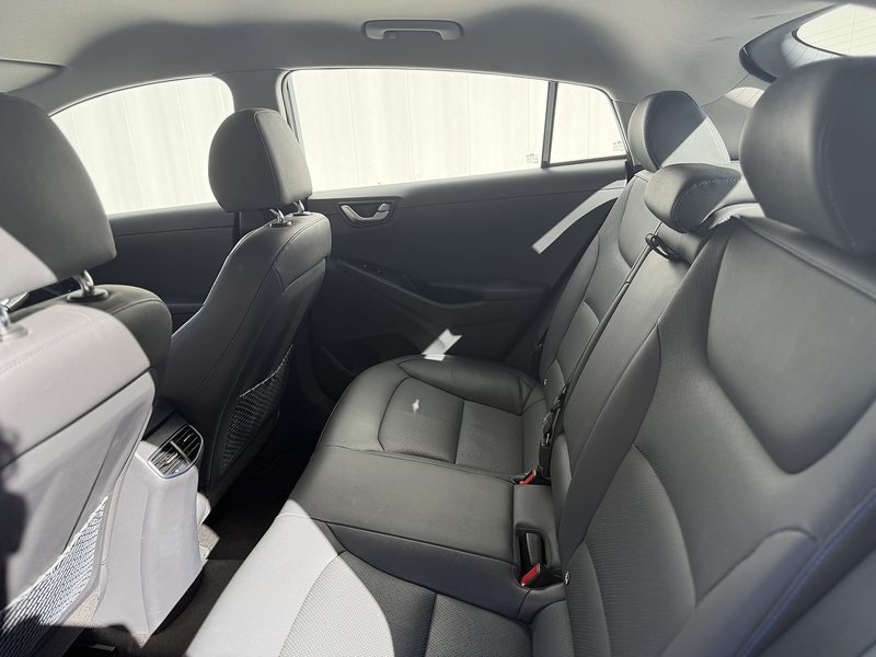 Hyundai IONIQ 1.6 h-GDi GPF Premium SE Hatchback 5dr Petrol Hybrid DCT Euro 6 (s/s) (141 ps) - U465