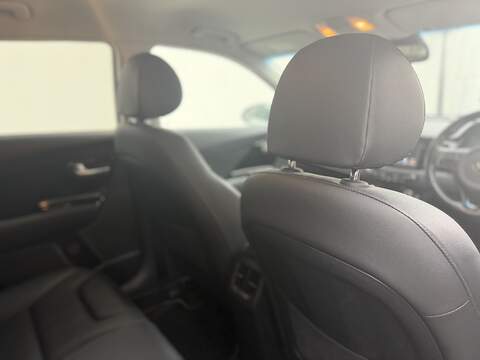 Kia Niro 1.6h GDi 3 SUV 5dr Petrol Hybrid DCT Euro 6 (s/s) (139 bhp) - U468