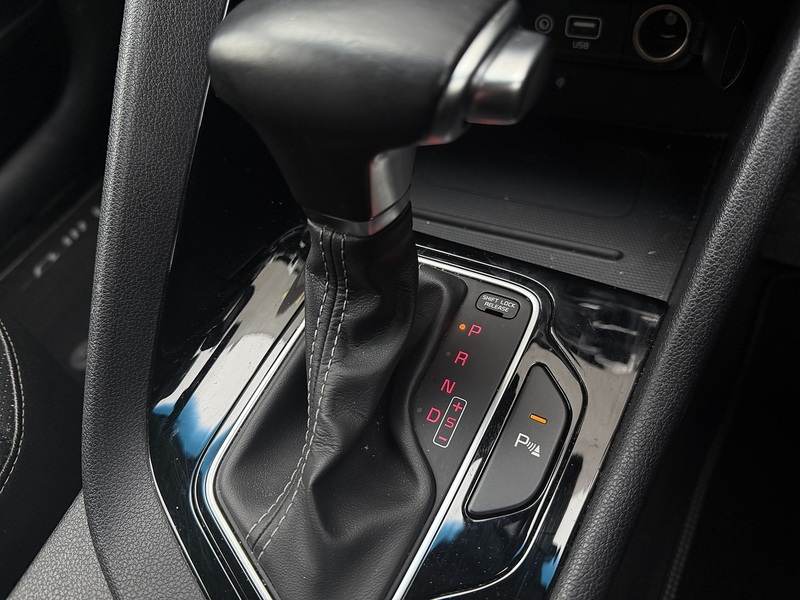 Kia Niro 1.6h GDi 3 SUV 5dr Petrol Hybrid DCT Euro 6 (s/s) (139 bhp) - U468