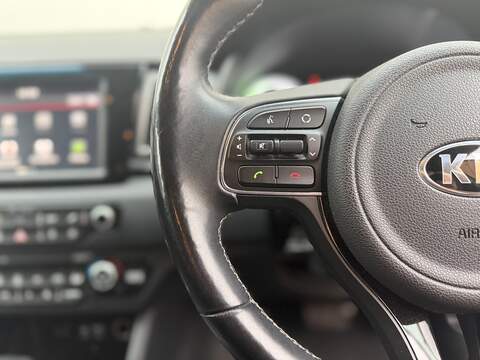 Kia Niro 1.6h GDi 3 SUV 5dr Petrol Hybrid DCT Euro 6 (s/s) (139 bhp) - U468