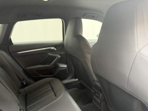 Audi A3 1.5 TFSI 35 S line Sportback 5dr Petrol S Tronic Euro 6 (s/s) (150 ps) - U471