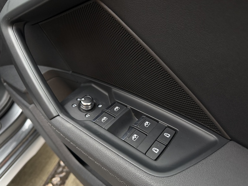 Audi A3 1.5 TFSI 35 S line Sportback 5dr Petrol S Tronic Euro 6 (s/s) (150 ps) - U471