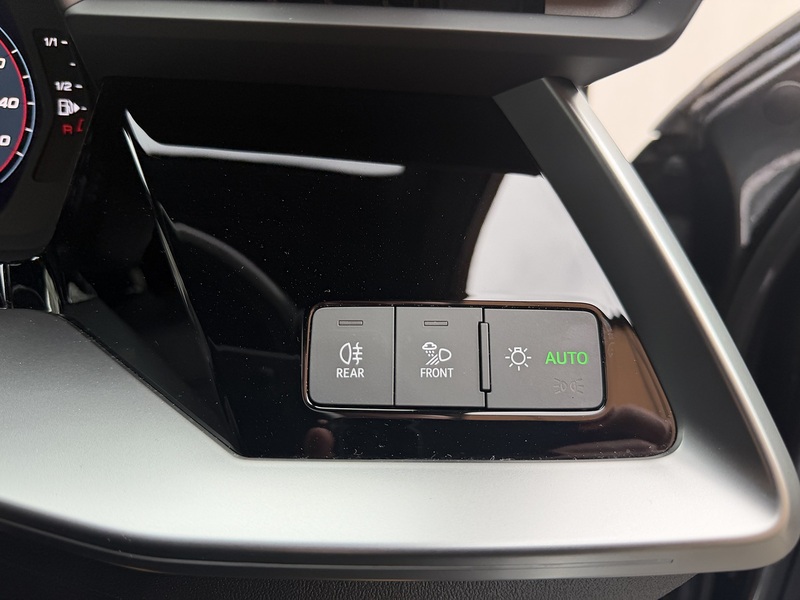 Audi A3 1.5 TFSI 35 S line Sportback 5dr Petrol S Tronic Euro 6 (s/s) (150 ps) - U471