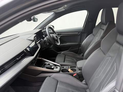 Audi A3 1.5 TFSI 35 S line Sportback 5dr Petrol S Tronic Euro 6 (s/s) (150 ps) - U471