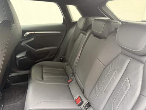 Audi A3 1.5 TFSI 35 S line Sportback 5dr Petrol S Tronic Euro 6 (s/s) (150 ps) - U471