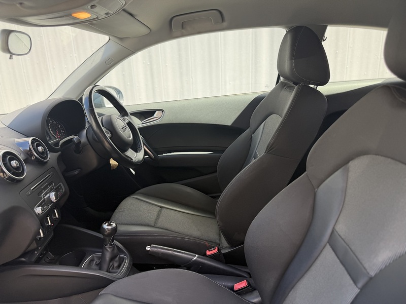 Audi A1 1.0 TFSI Sport Hatchback 3dr Petrol Manual Euro 6 (s/s) (95 ps) - U472