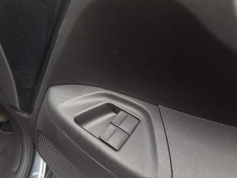 Toyota AYGO 1.0 VVT-i x-play Hatchback 5dr Petrol Manual Euro 6 (71 ps) - U474