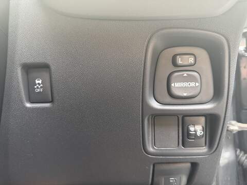 Toyota AYGO 1.0 VVT-i x-play Hatchback 5dr Petrol Manual Euro 6 (71 ps) - U474