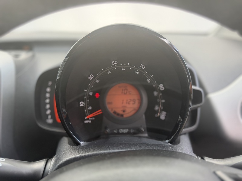 Toyota AYGO 1.0 VVT-i x-play Hatchback 5dr Petrol Manual Euro 6 (71 ps) - U474