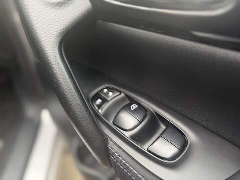 Nissan Qashqai dCi n-tec - U478