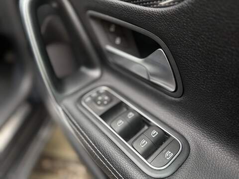 Mercedes-Benz A Class A180d Sport - U479