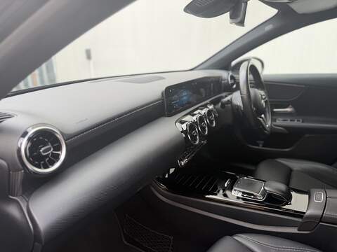 Mercedes-Benz A Class A180d Sport - U479