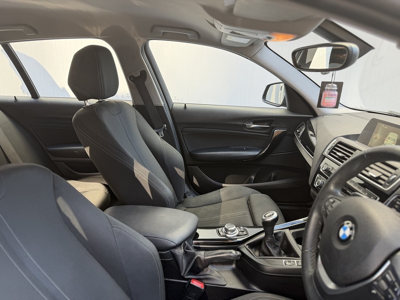 BMW 1 Series 1.5 118i Sport Hatchback 5dr Petrol Manual Euro 6 (s/s) (136 ps) - U483