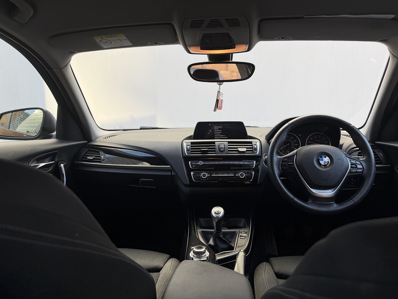 BMW 1 Series 1.5 118i Sport Hatchback 5dr Petrol Manual Euro 6 (s/s) (136 ps) - U483