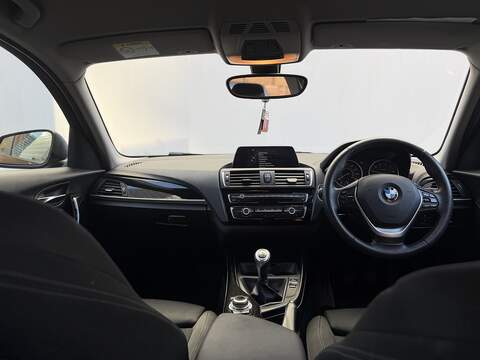 BMW 1 Series 1.5 118i Sport Hatchback 5dr Petrol Manual Euro 6 (s/s) (136 ps) - U483