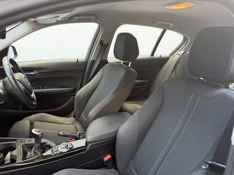 BMW 1 Series 1.5 118i Sport Hatchback 5dr Petrol Manual Euro 6 (s/s) (136 ps) - U483