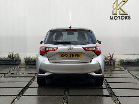 Toyota Yaris 1.5 VVT-i Y20 Bi-tone Hatchback 5dr Petrol Manual Euro 6 (111 ps) - U485