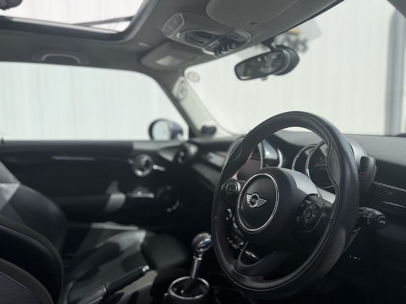 MINI Hatch 2.0 Cooper S Hatchback 3dr Petrol Auto Euro 6 (s/s) (192 ps) - U494