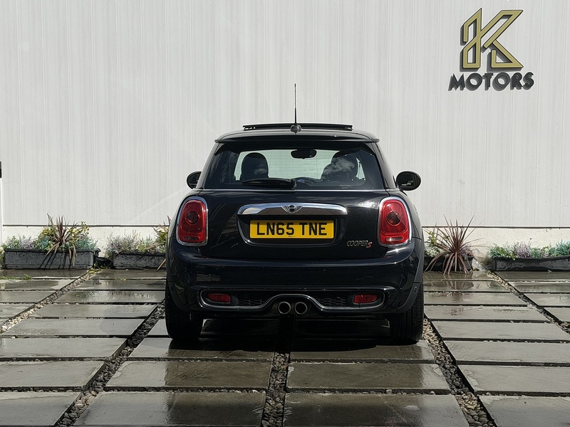 MINI Hatch 2.0 Cooper S Hatchback 3dr Petrol Auto Euro 6 (s/s) (192 ps) - U494