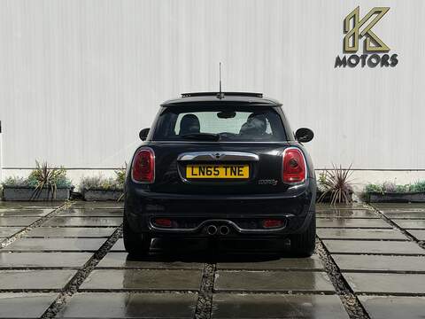 MINI Hatch 2.0 Cooper S Hatchback 3dr Petrol Auto Euro 6 (s/s) (192 ps) - U494
