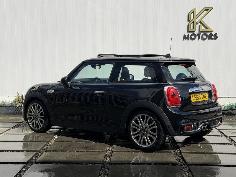 MINI Hatch 2.0 Cooper S Hatchback 3dr Petrol Auto Euro 6 (s/s) (192 ps) - U494