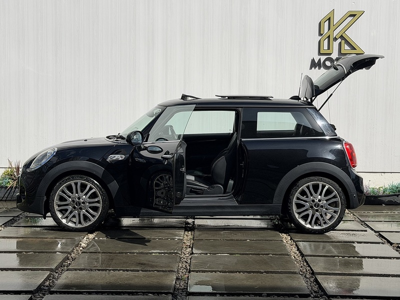 MINI Hatch 2.0 Cooper S Hatchback 3dr Petrol Auto Euro 6 (s/s) (192 ps) - U494