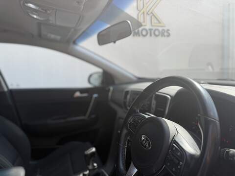 Kia Sportage 1.6 GDi 1 SUV 5dr Petrol Manual Euro 6 (s/s) (130 bhp) - U499