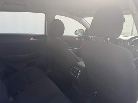 Kia Sportage 1.6 GDi 1 SUV 5dr Petrol Manual Euro 6 (s/s) (130 bhp) - U499