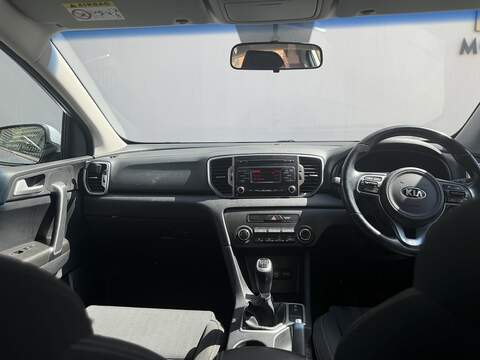 Kia Sportage 1.6 GDi 1 SUV 5dr Petrol Manual Euro 6 (s/s) (130 bhp) - U499