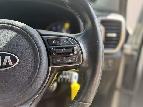 Kia Sportage 1.6 GDi 1 SUV 5dr Petrol Manual Euro 6 (s/s) (130 bhp) - U499