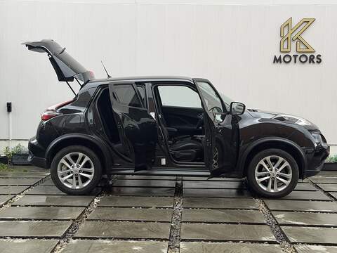 Nissan Juke 1.6 N-Connecta SUV 5dr Petrol XTRON Euro 6 (117 ps) - U509