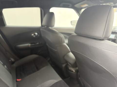 Nissan Juke 1.6 N-Connecta SUV 5dr Petrol XTRON Euro 6 (117 ps) - U509