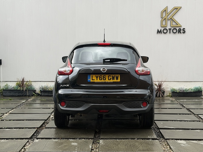 Nissan Juke 1.6 N-Connecta SUV 5dr Petrol XTRON Euro 6 (117 ps) - U509