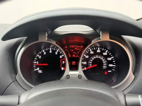 Nissan Juke 1.6 N-Connecta SUV 5dr Petrol XTRON Euro 6 (117 ps) - U509