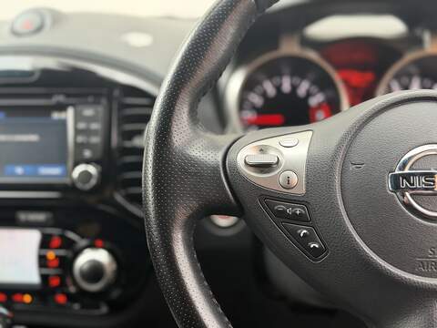 Nissan Juke 1.6 N-Connecta SUV 5dr Petrol XTRON Euro 6 (117 ps) - U509
