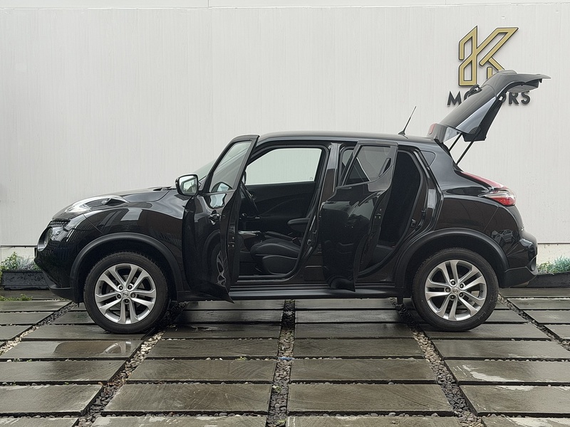 Nissan Juke 1.6 N-Connecta SUV 5dr Petrol XTRON Euro 6 (117 ps) - U509