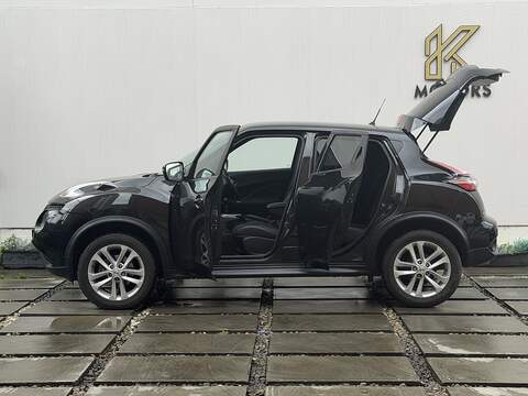 Nissan Juke 1.6 N-Connecta SUV 5dr Petrol XTRON Euro 6 (117 ps) - U509