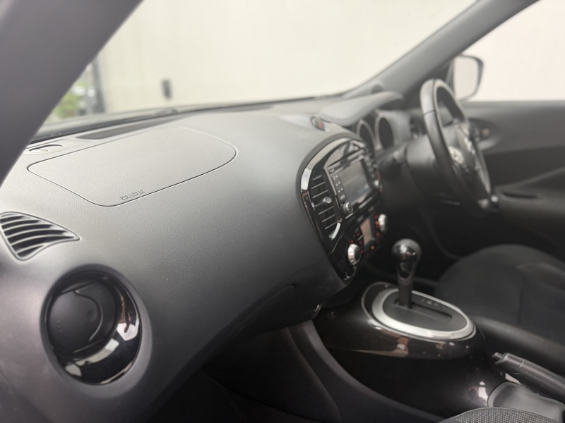 Nissan Juke 1.6 N-Connecta SUV 5dr Petrol XTRON Euro 6 (117 ps) - U509