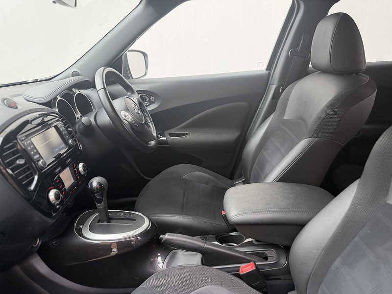 Nissan Juke 1.6 N-Connecta SUV 5dr Petrol XTRON Euro 6 (117 ps) - U509