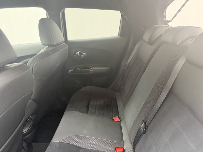 Nissan Juke 1.6 N-Connecta SUV 5dr Petrol XTRON Euro 6 (117 ps) - U509