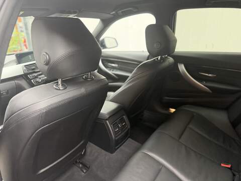 BMW 3 Series 2.0 320d M Sport Saloon 4dr Diesel Auto Euro 6 (s/s) (190 ps) - U510