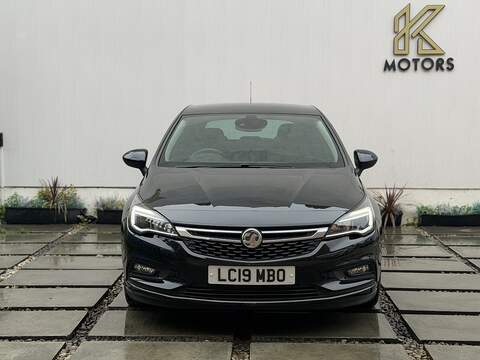 Vauxhall Astra i Turbo SRi - U512