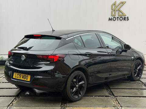 Vauxhall Astra i Turbo SRi - U512