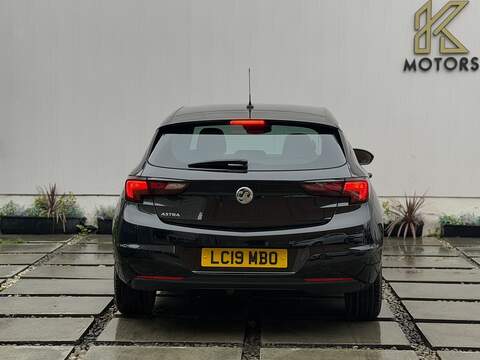 Vauxhall Astra i Turbo SRi - U512