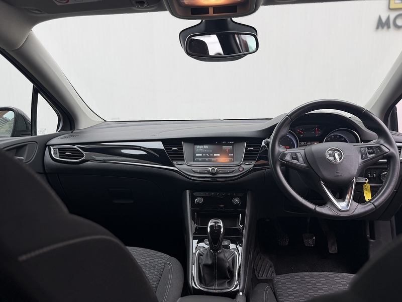 Vauxhall Astra i Turbo SRi - U512